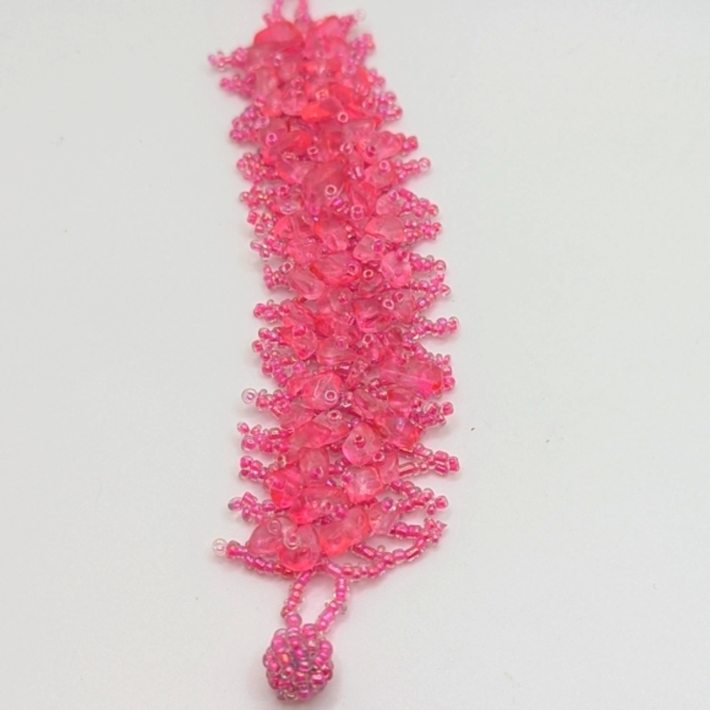 Pink crystal chip beaded bracelet handmade - Picture 5 of 8